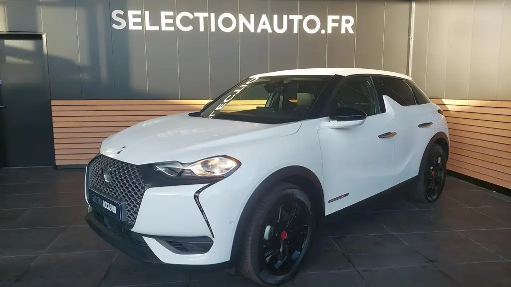 DS Automobiles DS 3 Crossback 50kWH E-Tense Performance Line Auto