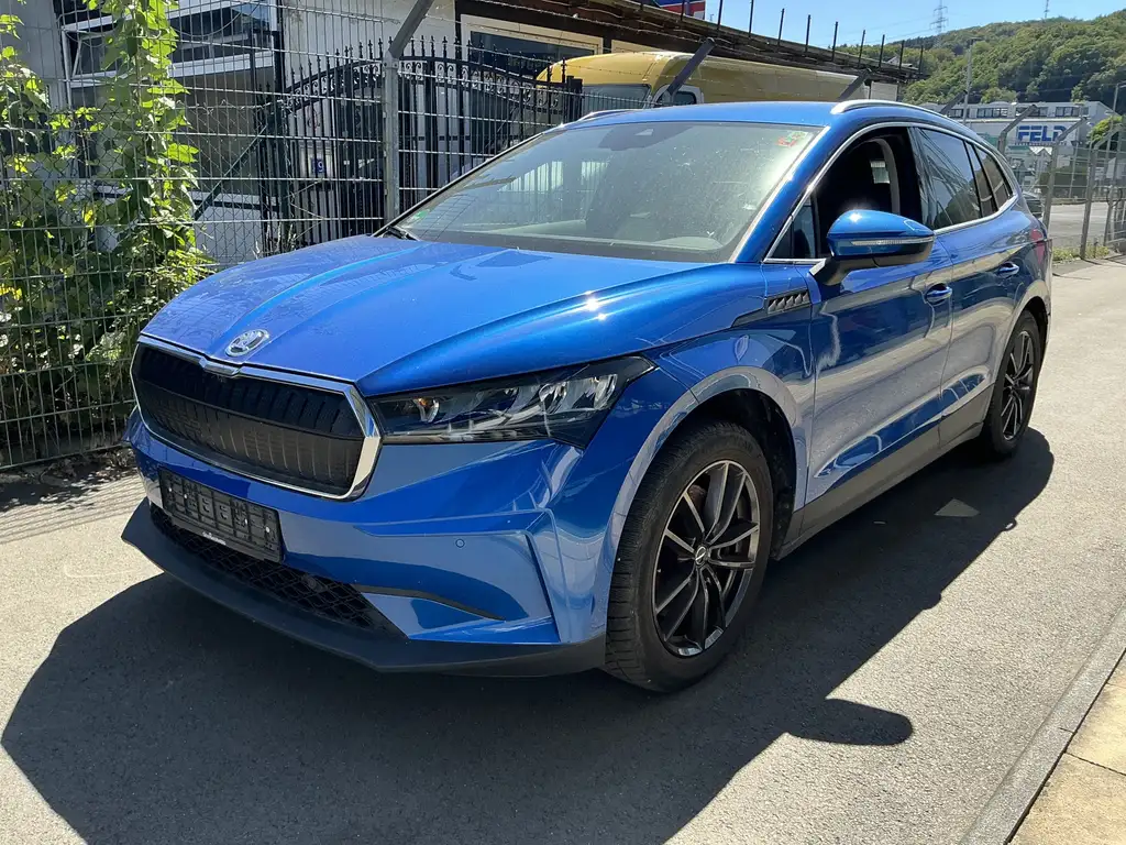 Skoda Enyaq 80 Loft R.Cam Navi Ambiente SHZ AHK ACC