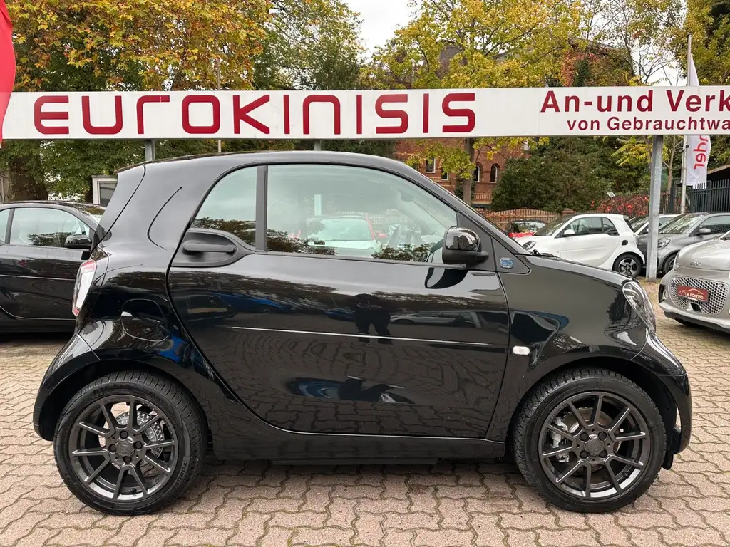 smart forTwo fortwo EQ 60kW*BRABUS*NAVI*JBL*PTS*KAM*22kW