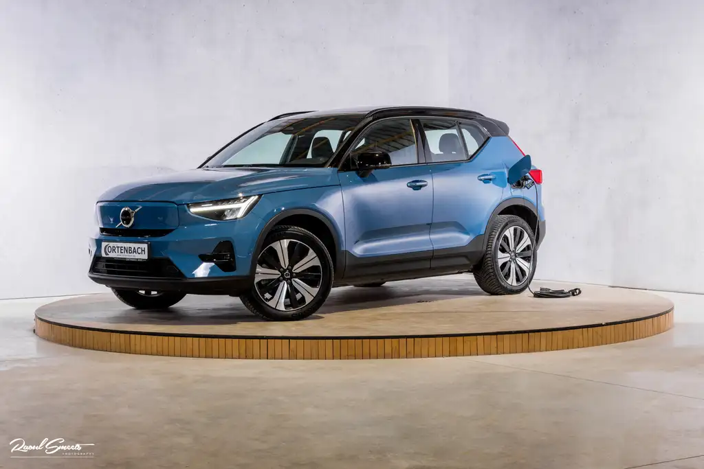 Volvo XC40 Recharge Ultimate 70 kWh | Panoramadak | Adaptieve