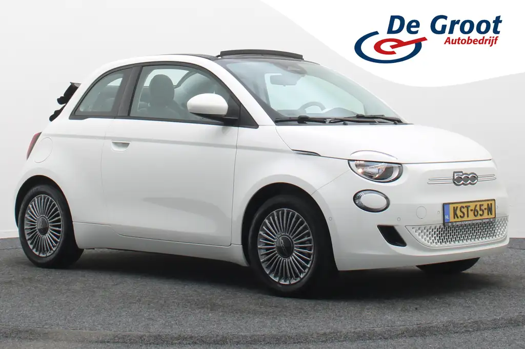 Fiat 500C Icon 42 kWh SOH 95%, Camera, Apple Carplay, Keyles