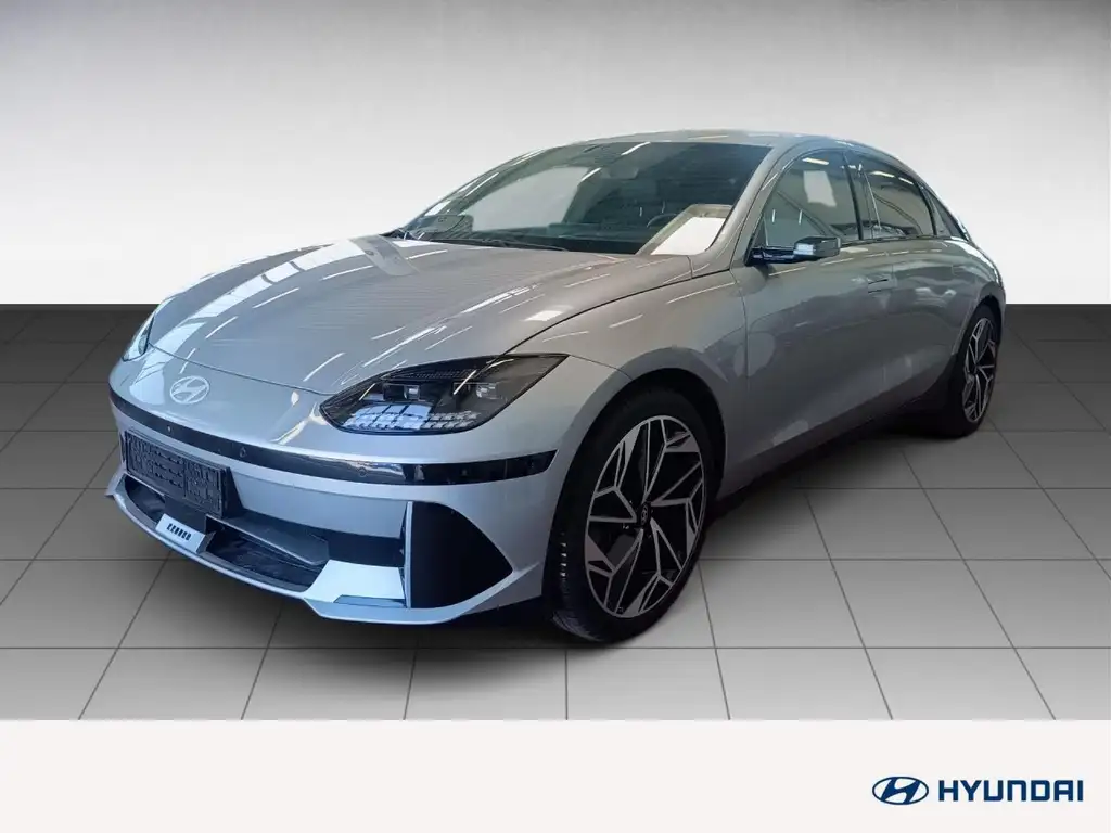 Hyundai IONIQ 6 77,4 kWh 2WD UNIQ DIG SPIEGEL 20 Bluetooth