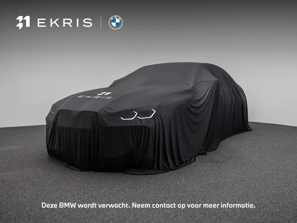BMW iX1 eDrive20 67 kWh | Camera | Parkeersensoren voor en