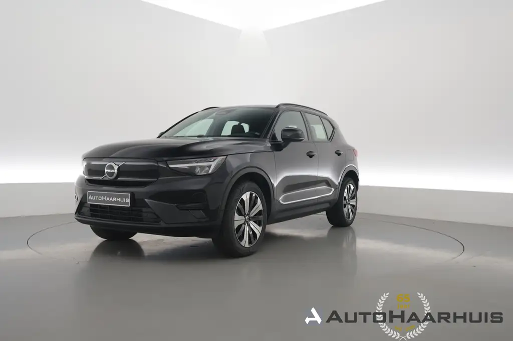 Volvo XC40 Single Motor Core 69 kWh | Camera | Cruise Ctrl. |