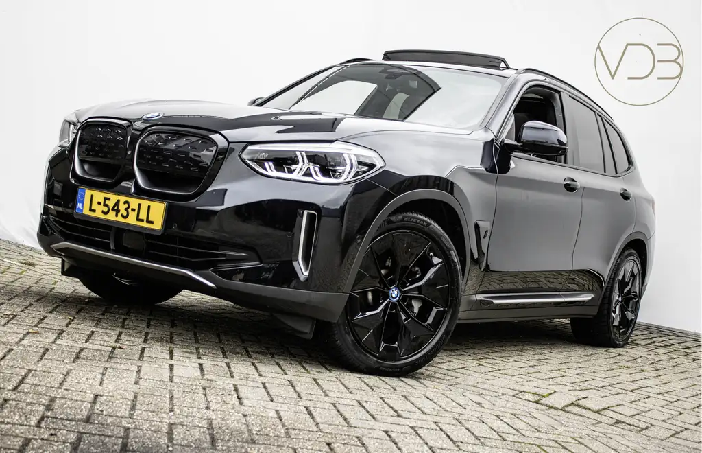 BMW iX3 SOH 93,4% High Executive 80 kWh PANO LEER TREKHAAK