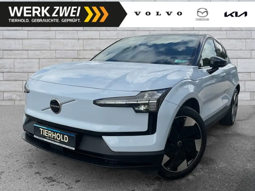 Volvo EX30 Plus AWD Pure TwinMotor Performance LED KAM
