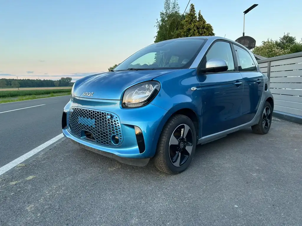 smart forFour Passion, 22KW, CarPlay / Android Navi, HV Top.