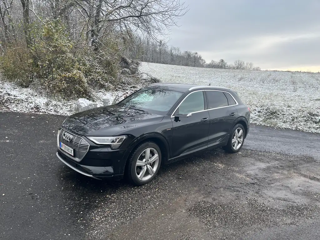 Audi e-tron e-tron 55 quattro 95kWh Advanced