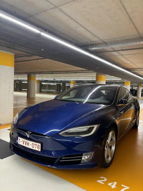Tesla Model S 100 kWh Dual Motor