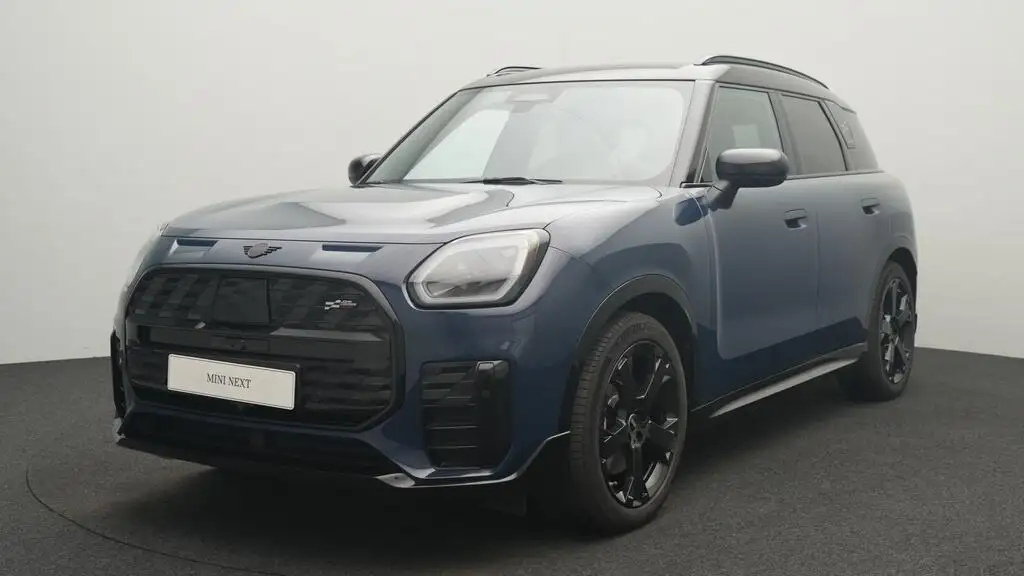 MINI Countryman E John Cooper Works Trim