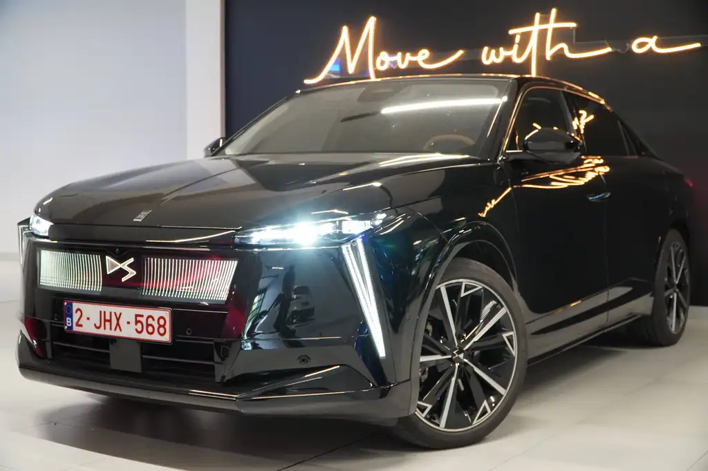 DS Automobiles N°8 N°8 ETOILE LONG RANGE