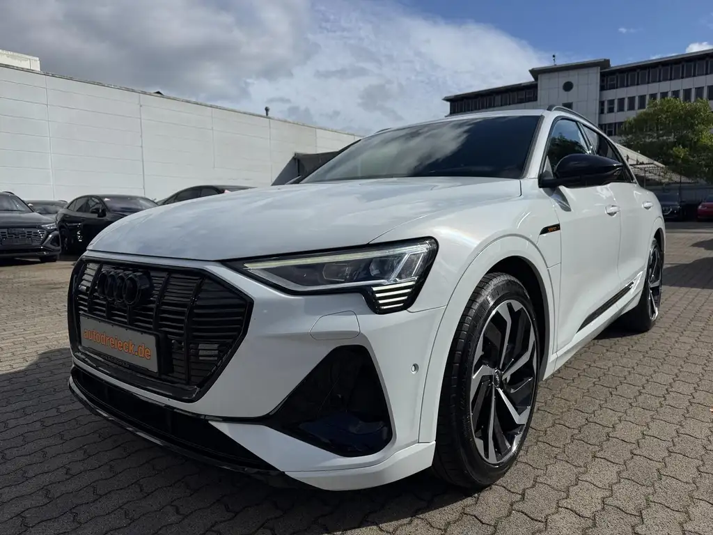 Audi e-tron 55 2x S line ACC BLACK HuD NIGHT 360° B&O
