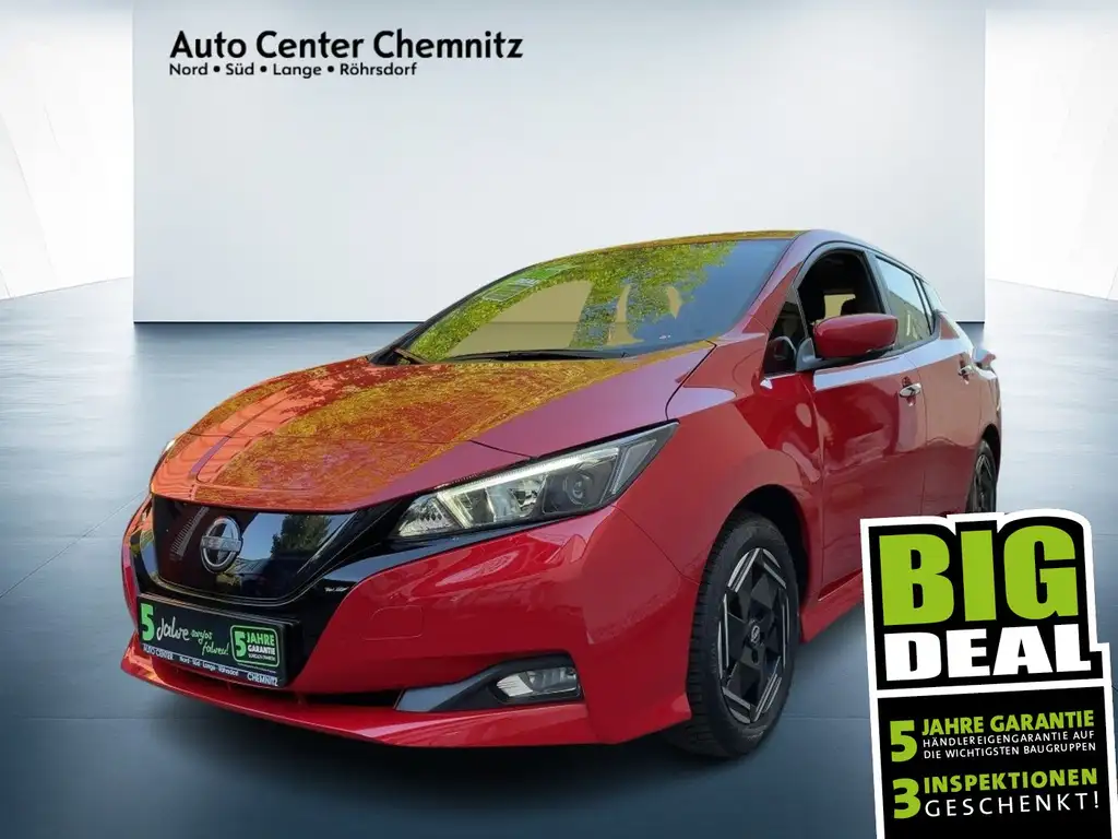 Nissan Leaf 40kw/h Acenta ACC/KlimaA/SHZ/LHZ/Kamera/LM