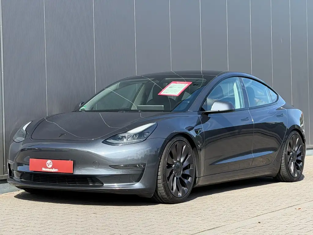 Tesla Model 3 Performance Dual AWD Alu'20 1. HAND TOP