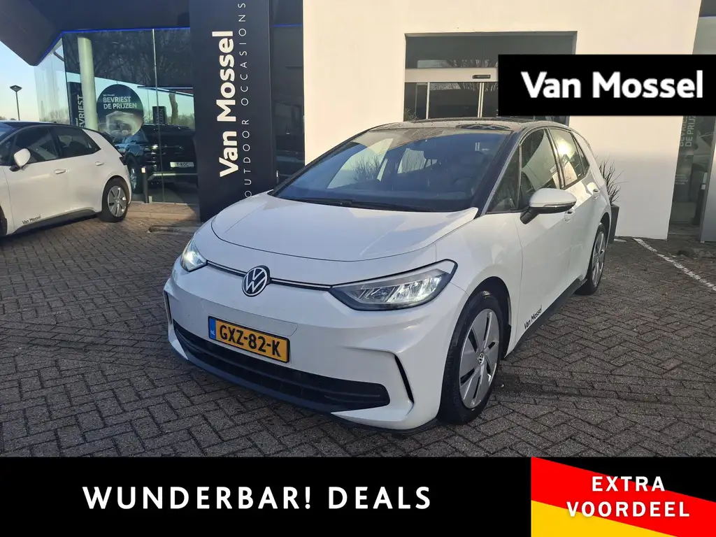 Volkswagen ID.3 Pure Oranje Edition 52 kWh 170 PK | EM | Parkeerse