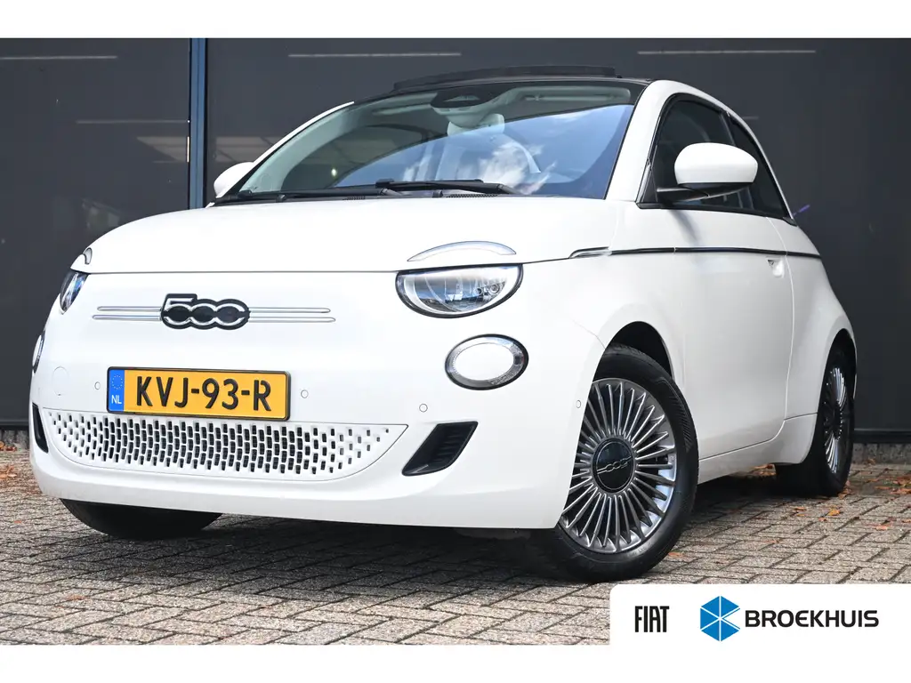 Fiat 500e Icon 42 kWh 97,65%SOH! | Navi by App | Cruise Cont