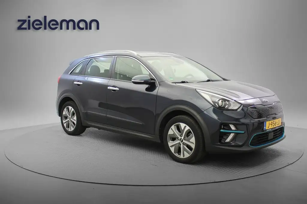 Kia e-Niro DynamicLine 64 kWh - Carplay, Camera, Half Leer, S
