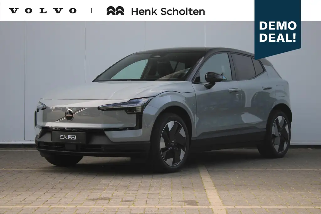 Volvo EX30 P5 Long Range Plus Europa 69 kWh | DEMO DEAL | Har