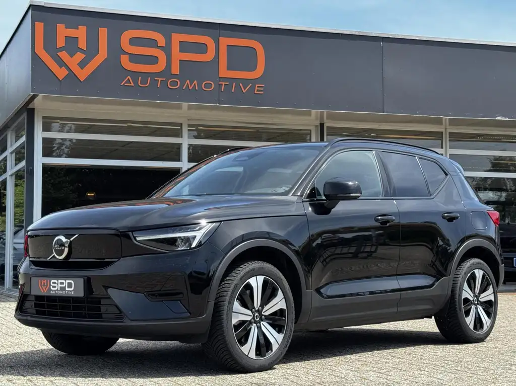 Volvo XC40 Recharge Plus 70 kWh|232PK|19"|ACC|CAM|Dodehoekde