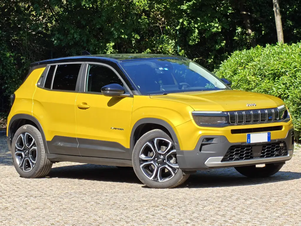 Jeep Avenger BEV full-electric 1st Edition - Summit fwd 156cv a