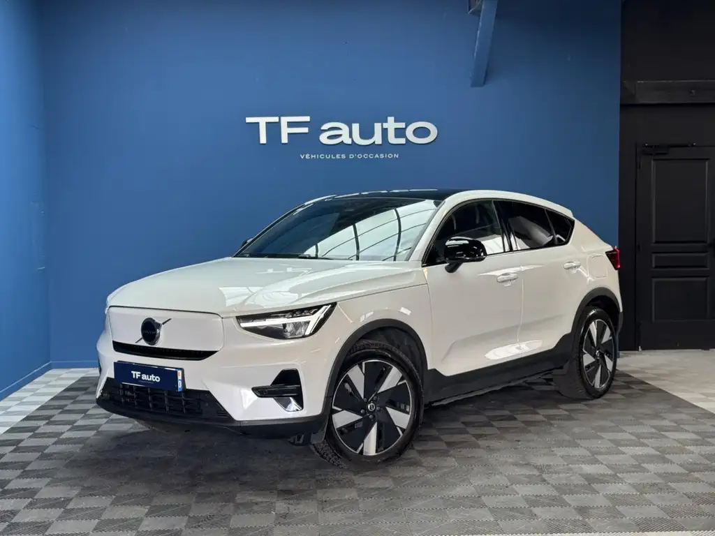 Volvo C40 Recharge Extended Range PLUS 252CV -  Toit panoramique - Sièges avant chauffants