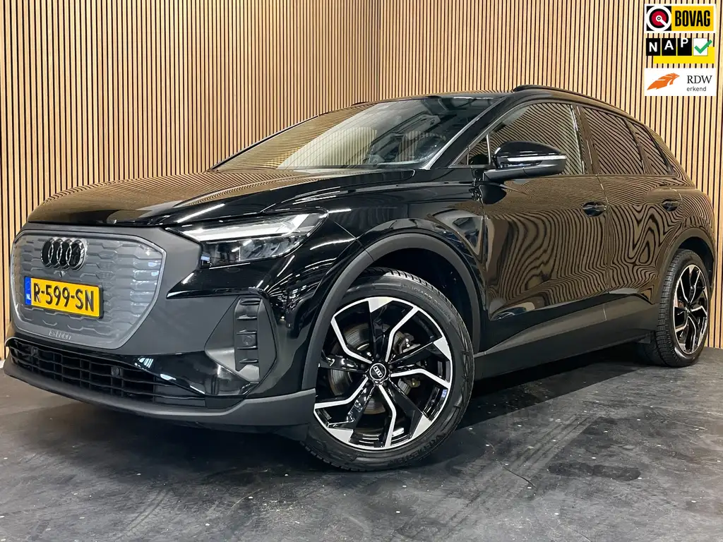 Audi Q4 e-tron 35|FULL BLACK EDITION|86% SOH|20''LMV|ACC|APPLE CA