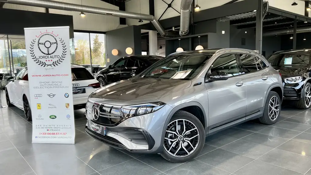 Mercedes-Benz EQA 250 AMG Line