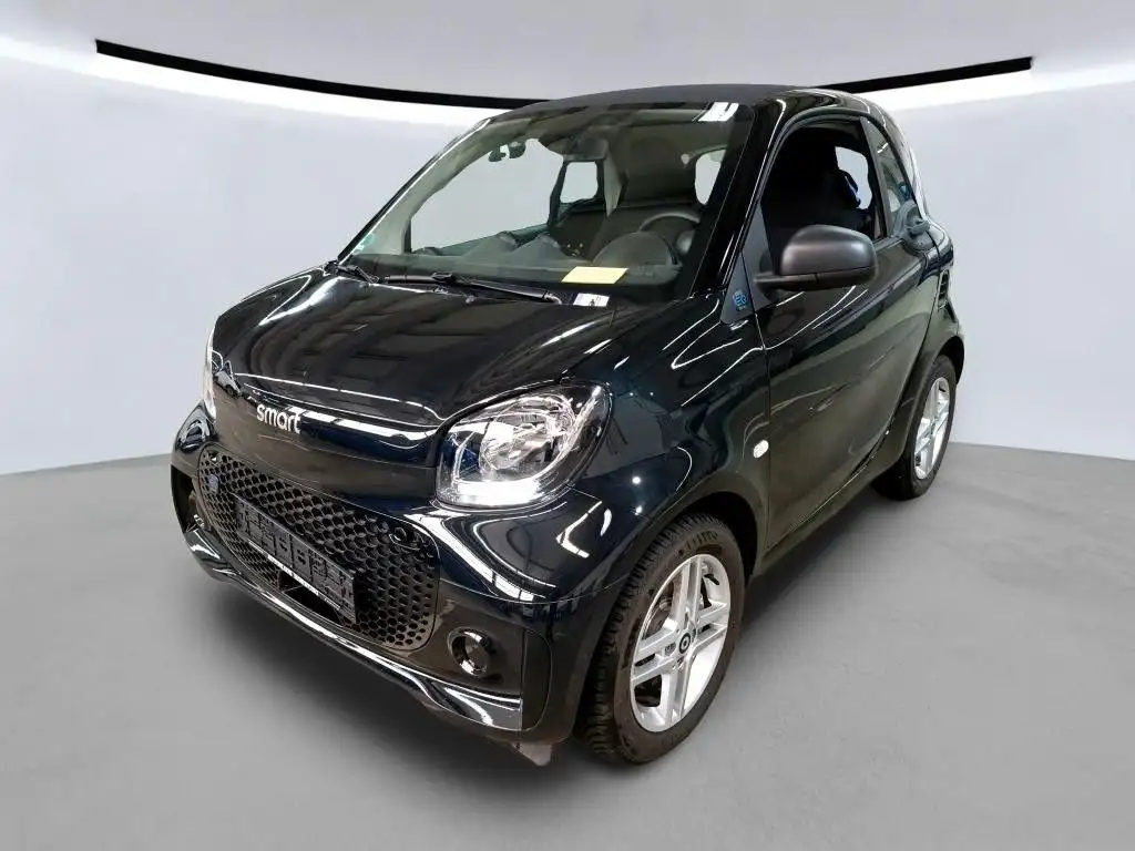 smart forTwo EQ,erst 8 tkm ,wie neu