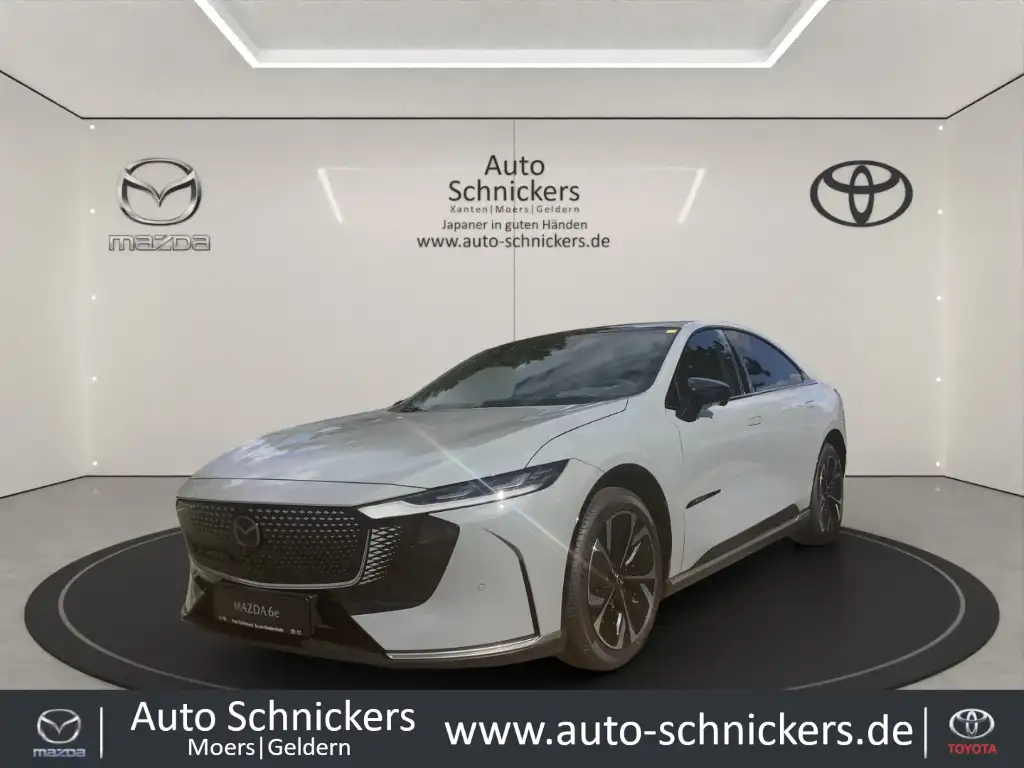 Mazda 6 Takumi+LEDER SCHWARZ+GJ-RÄDER !!