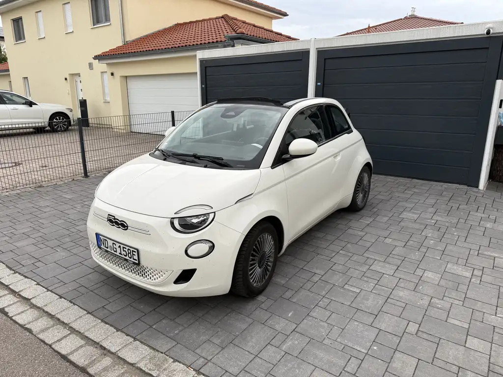Fiat 500e Alufelgen, Carplay, Cabrio