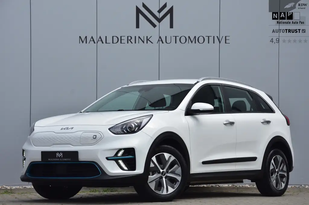 Kia e-Niro DynamicLine 39 kWh Dealer Onderhouden, Camera, Nav