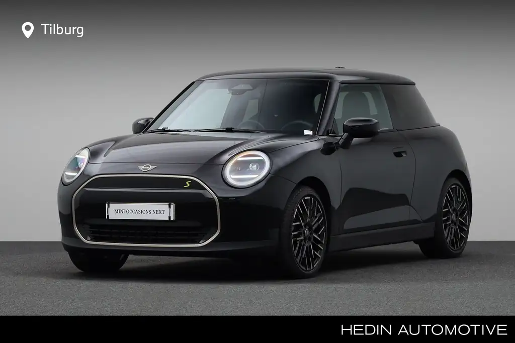 MINI Cooper SE 3-Deurs Favoured 54.2 kWh | Pakket M | Panoramadak