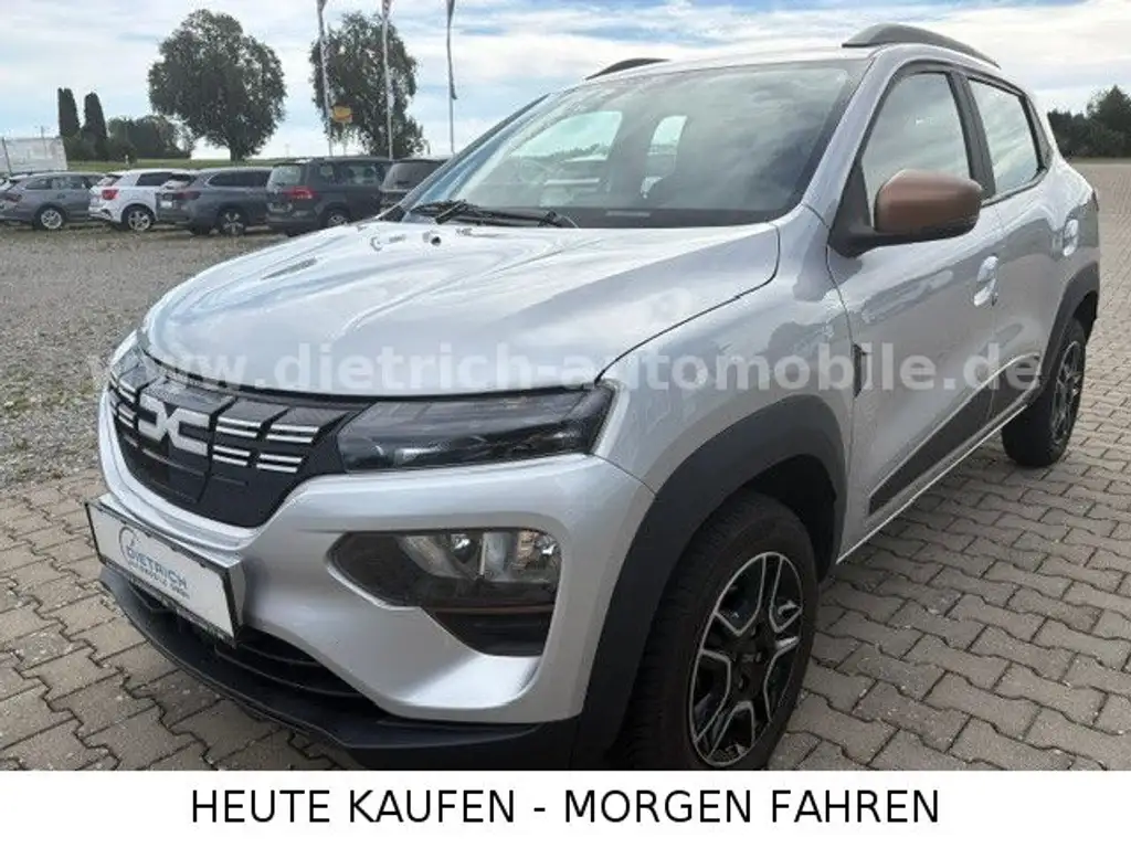 Dacia Spring Extreme Electric 65 KAMERA PDC AUTOMATIC