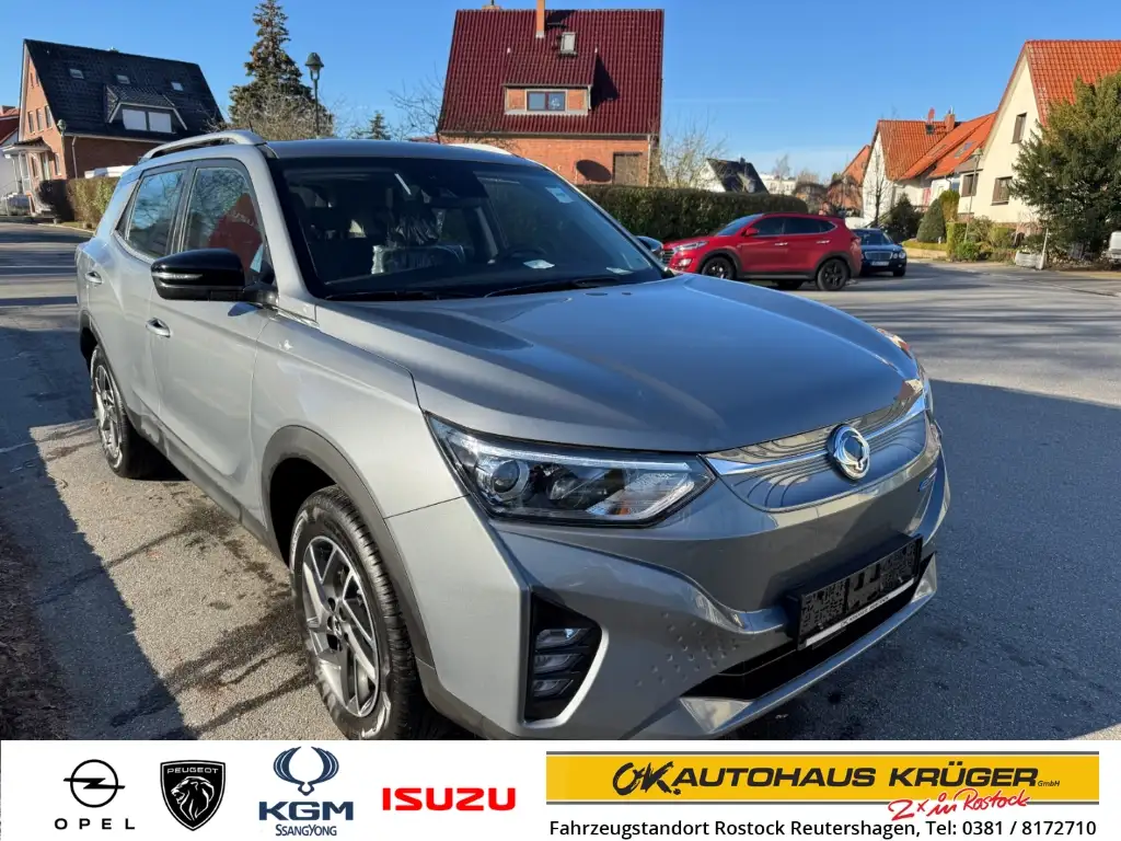 KGM Korando Bronze 4x2 mit Rückfahrkamera