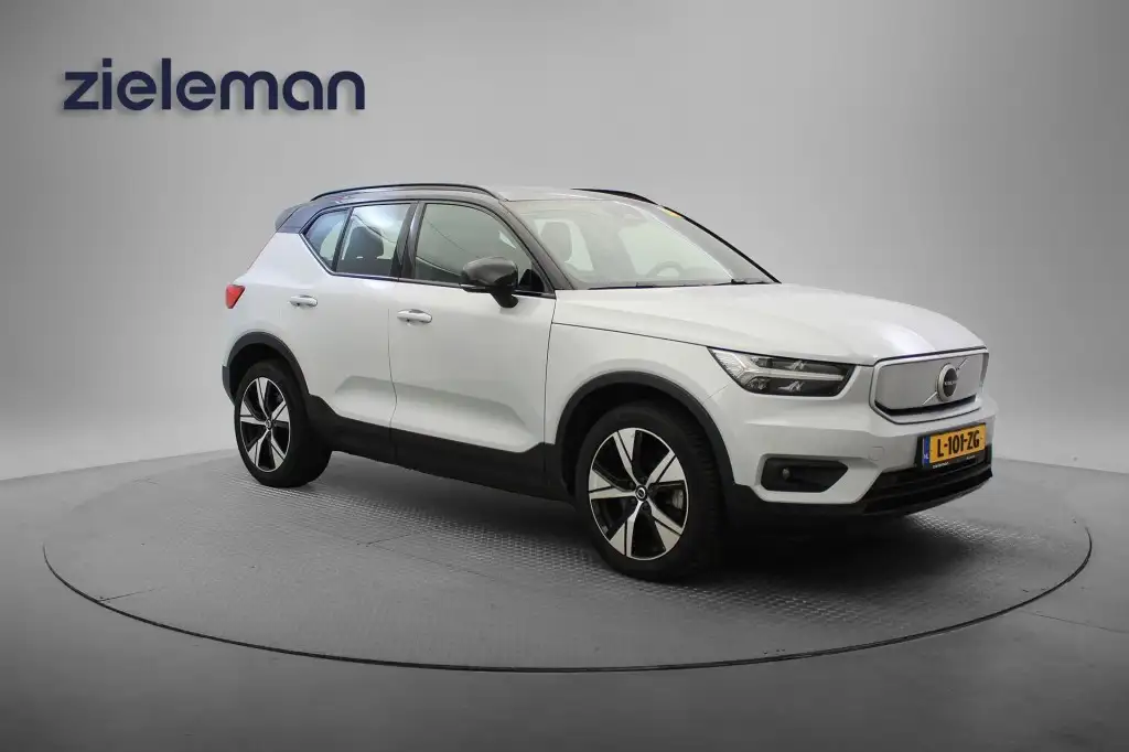 Volvo XC40 Recharge P8 AWD R-Design - Digitaal Cockpit, Carpl