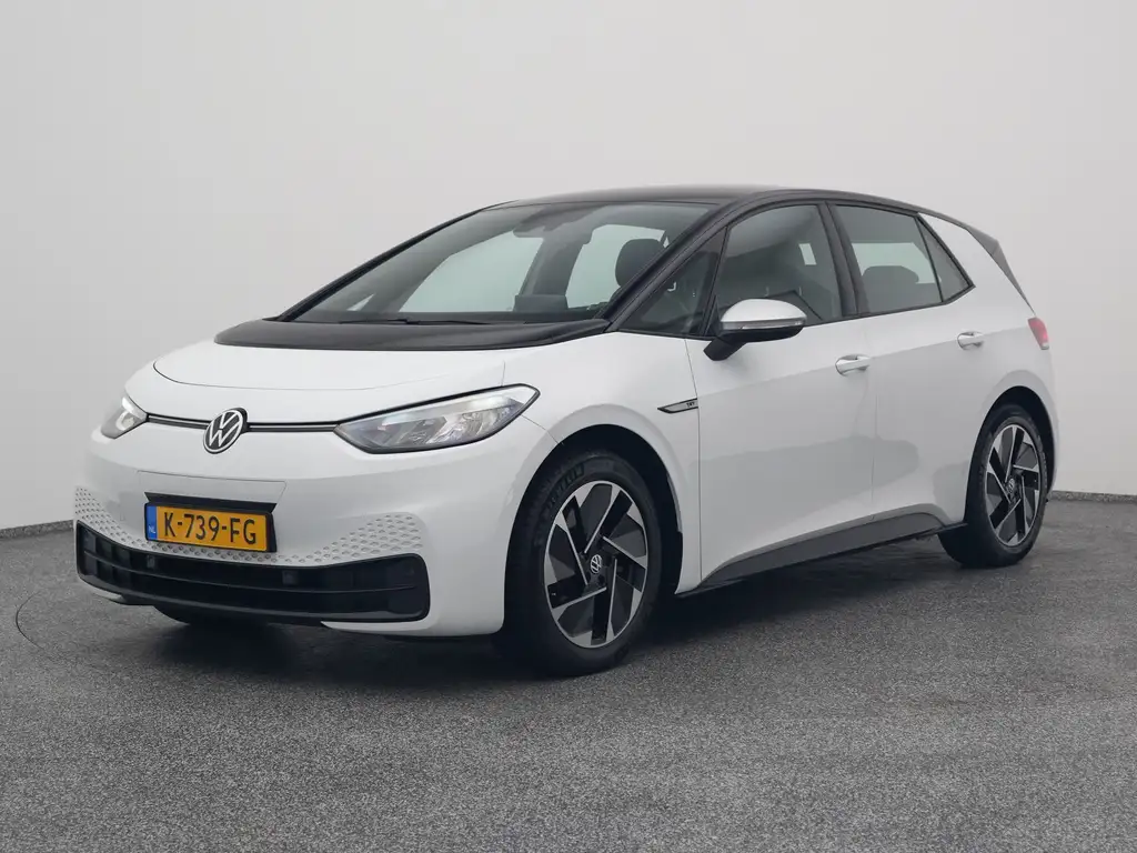 Volkswagen ID.3 First 58 kWh | ADAPTIVE | STOEL- EN STUURVERW | TR