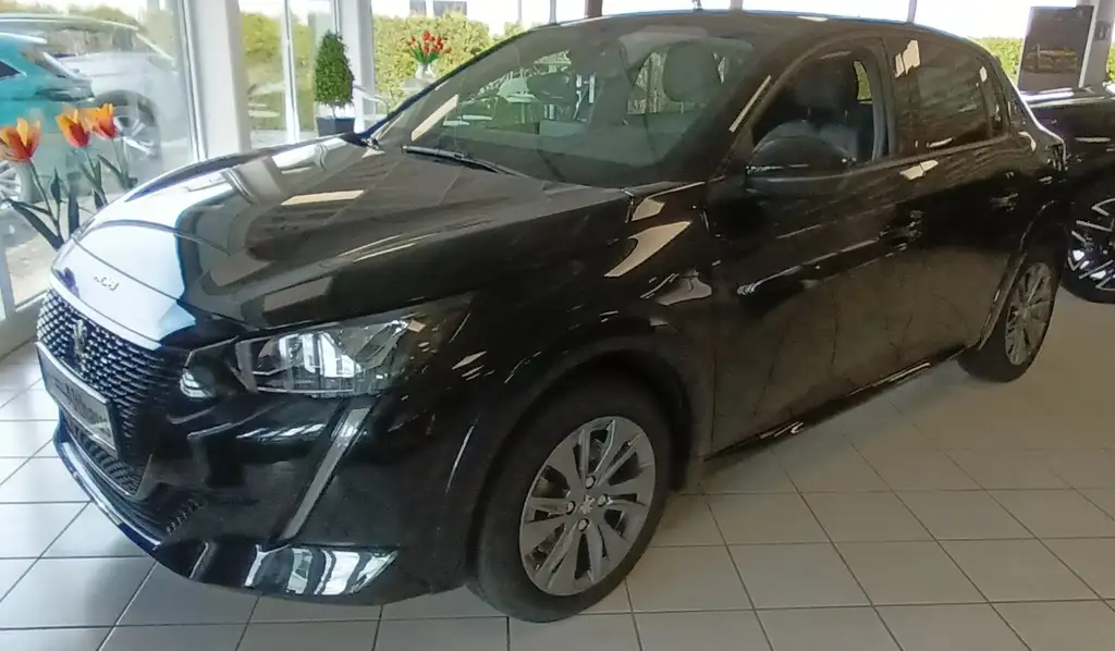 Peugeot e-208 Allure Pack Elektro 136