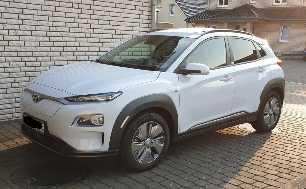 Hyundai KONA Kona EV Prime 64KW/h Voll. 95,2% SOH Schiebedach Wärmepumpe