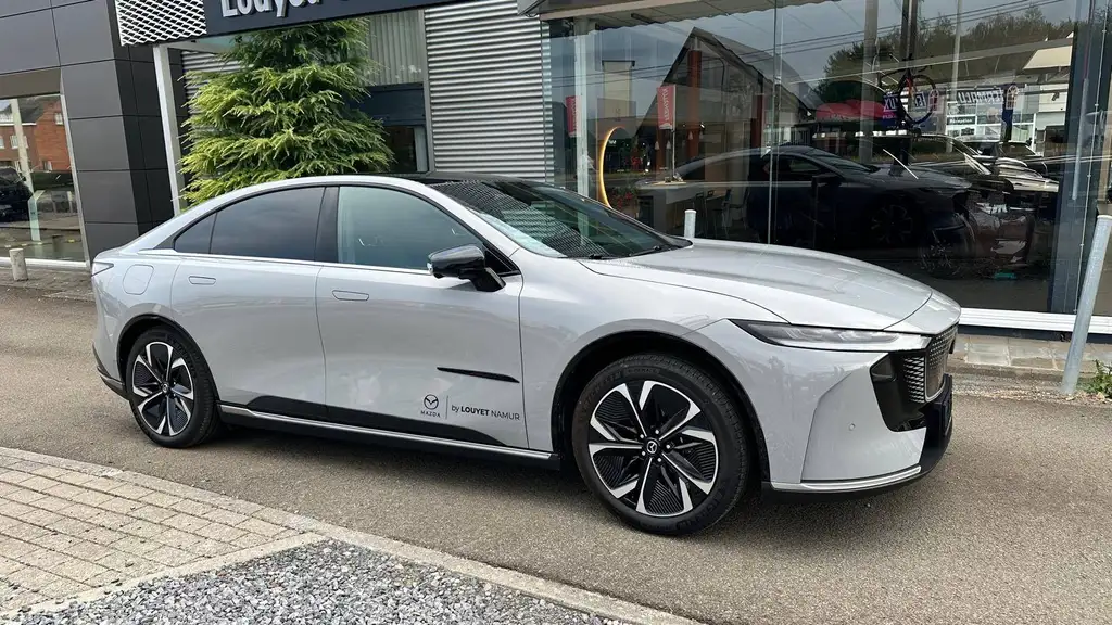 Mazda 6e 6e 68.8 kWh Takumi voiture de démonstration
