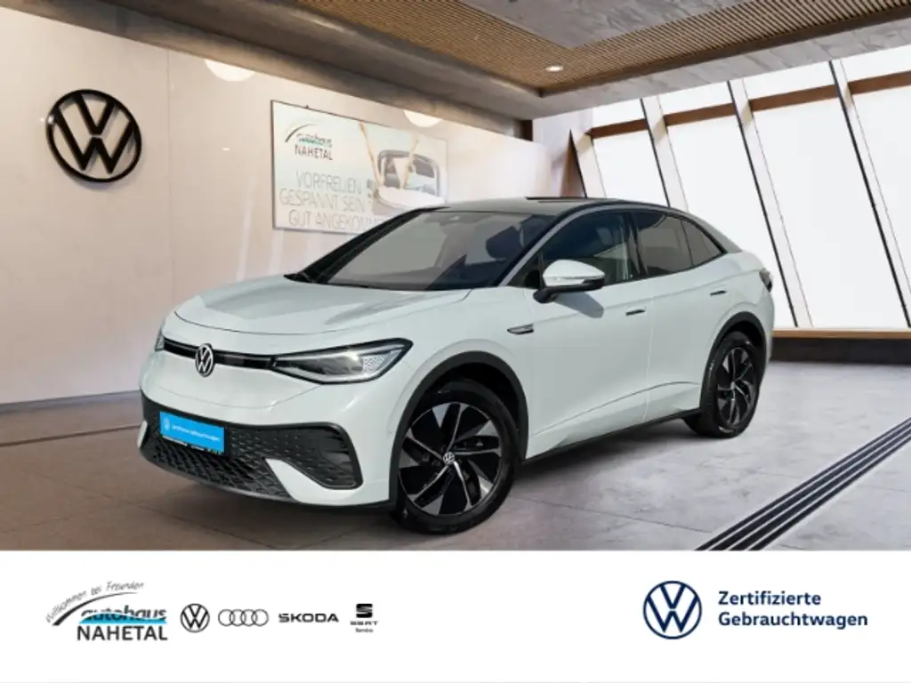 Volkswagen ID.5 Pro Performance IQ.LIGHT NAVI 19'' AHK 360° WÄRMEP