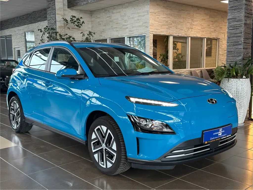 Hyundai KONA Select R.Cam dig.Cockpit SHZ LED ACC DAB