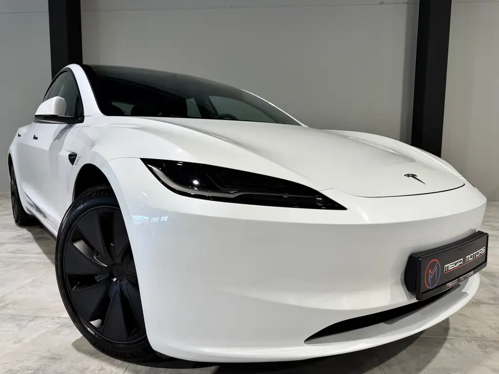 Tesla Model 3 HiGHLAND 60KWh SR+ PREMiUM !! TVA-BTW iNCLUSiEF !! "NEW MODELE" DiSPONiBLE