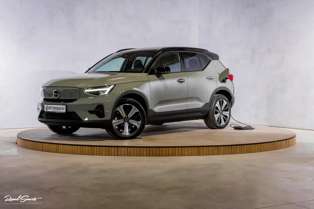 Volvo XC40 Recharge Ultimate 70 kWh | Panoramadak | Adaptieve