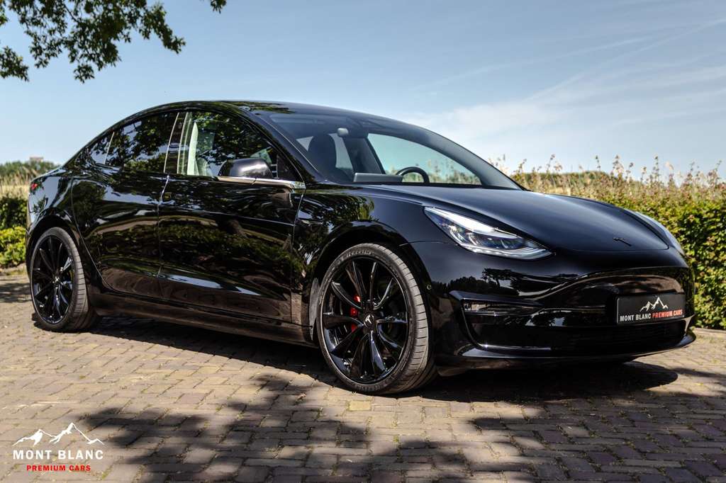 Tesla Model 3 Performance AWD 75kWh|Black ed.|45D. km|Autopilot|