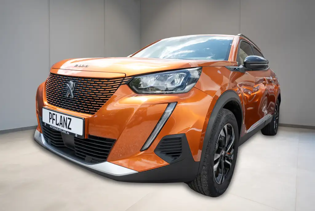 Peugeot e-2008 Allure Pack Elektromotor 136 *MIRRORSCREEN*SHZ*180°KAMERA*