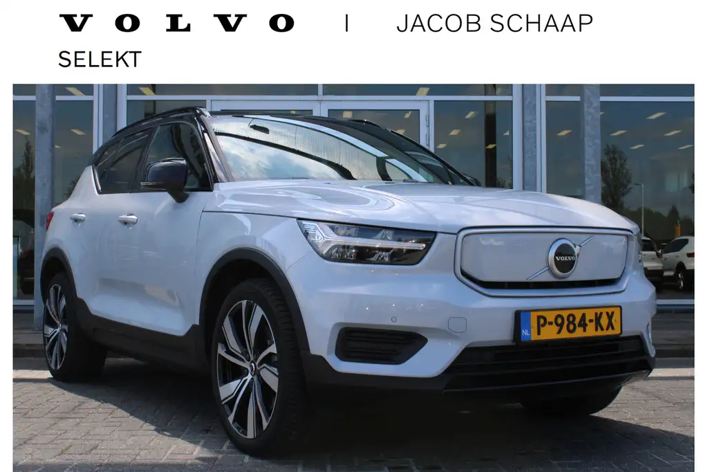 Volvo XC40 232PK Recharge Plus | Adapt. Cruise | BLIS | Warmt
