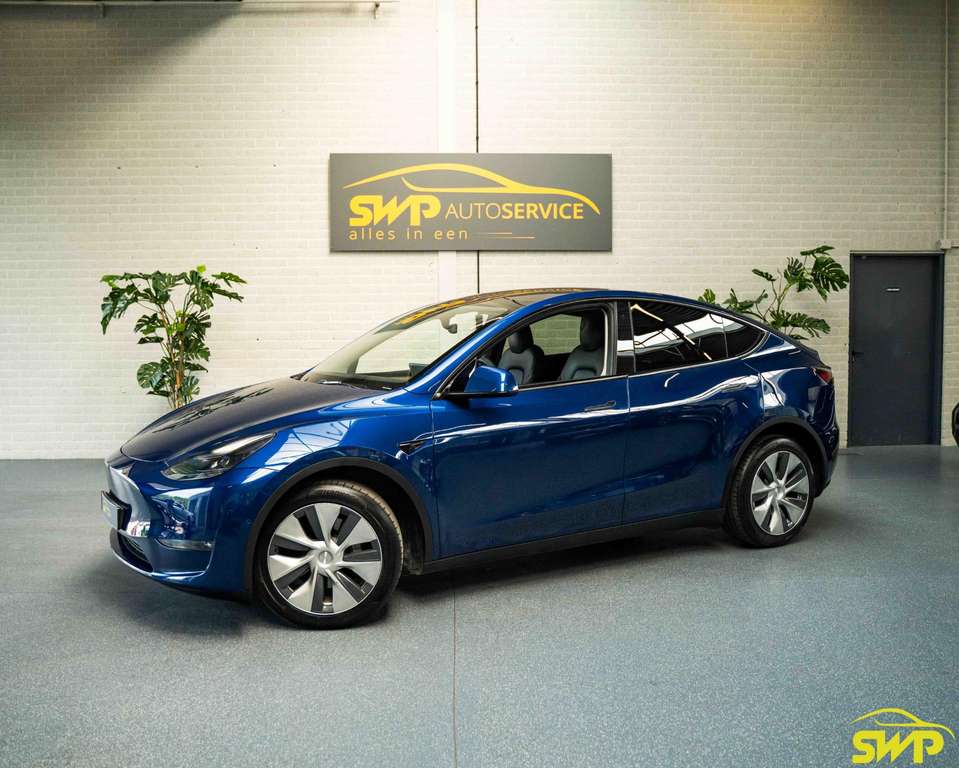 Tesla Model Y Long Range AWD 75 kWh | Autopilot | Leer | Pano |