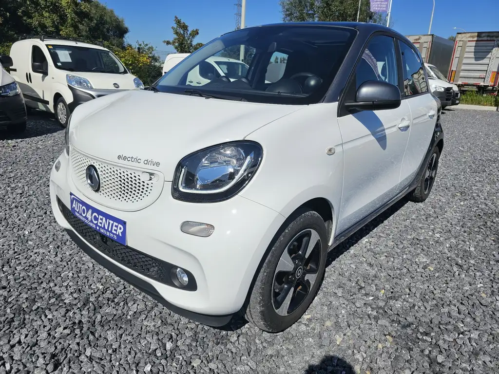 smart forFour 17.6 kWh Electric Perfect // GARANTIE 1 AN //