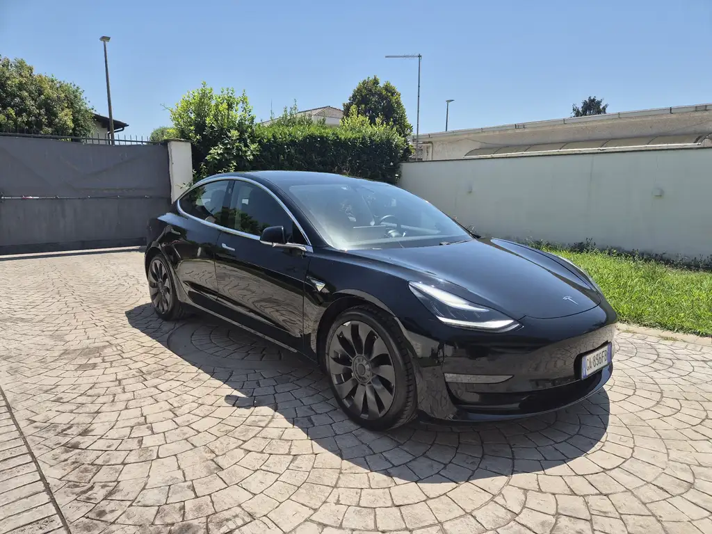 Tesla Model 3 Long Range Dual Motor awd