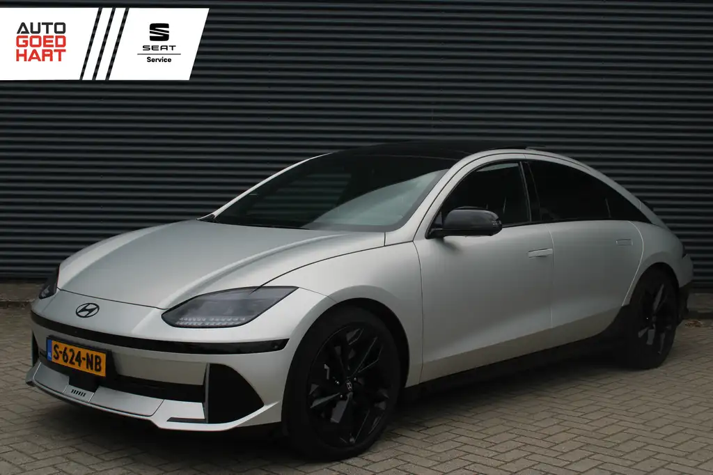 Hyundai IONIQ 6 First Edition AWD 77.4 kWh 325PK Panoramdak Trekha